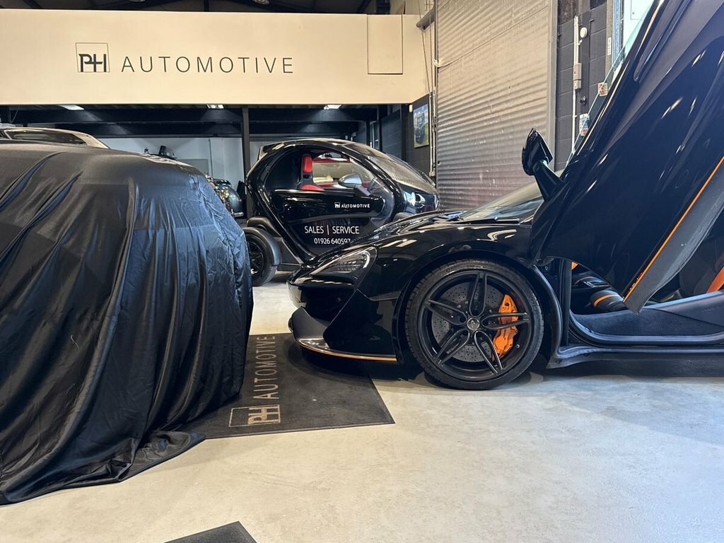 McLaren 570S Coupe Grey #60