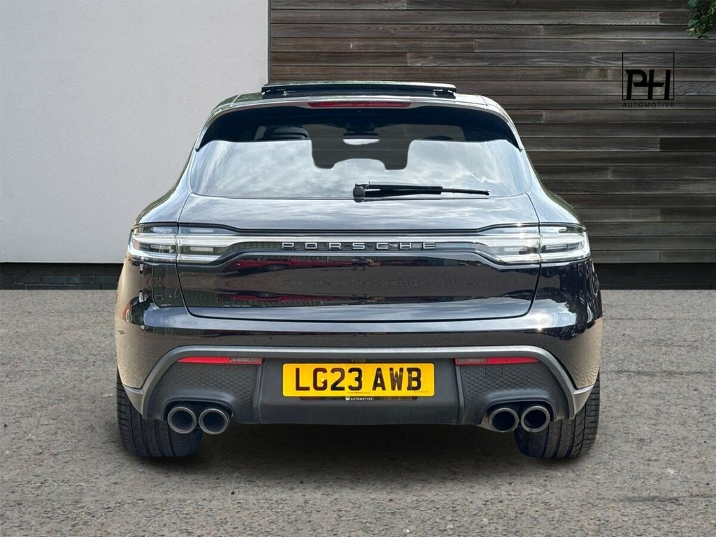 Porsche Macan 2L T Black #5