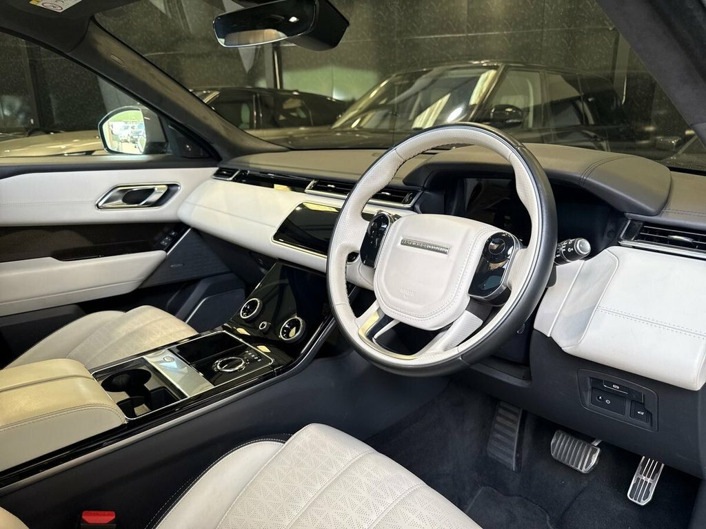 Land Rover Range Rover Velar Estate Silver #2