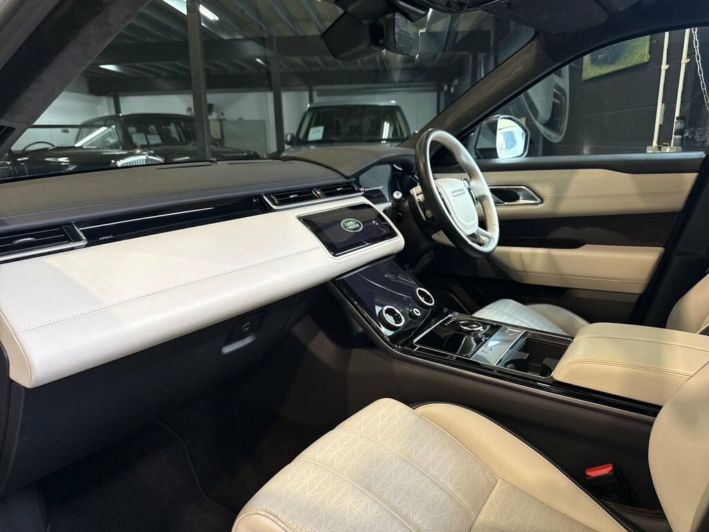 Land Rover Range Rover Velar Velar 2.0 R-dynamic Hse Black #10