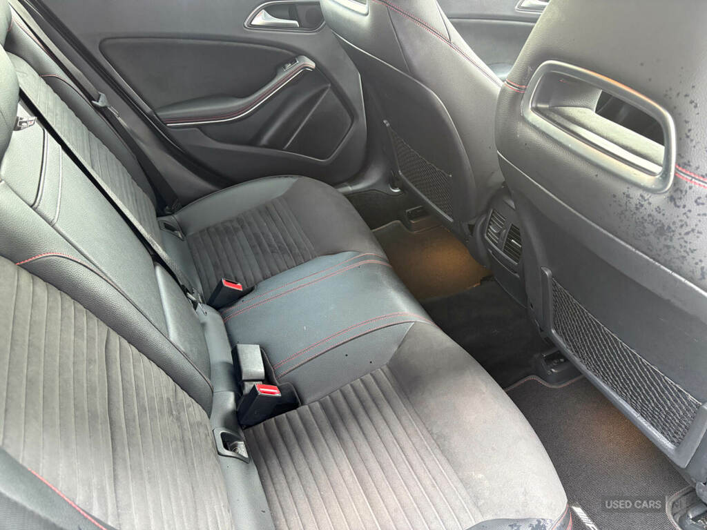 Mercedes-Benz GLA Class Gla 200D Amg Line Premium PA66JKV Grey #3