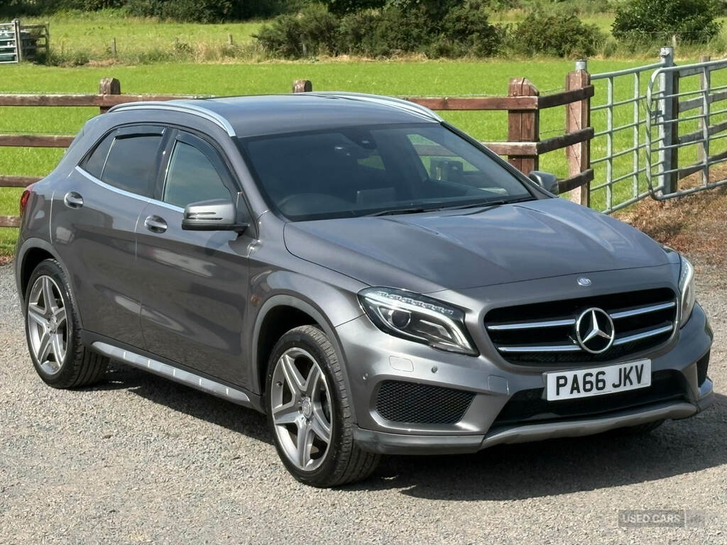 Mercedes-Benz GLA Class Gla 200D Amg Line Premium Grey