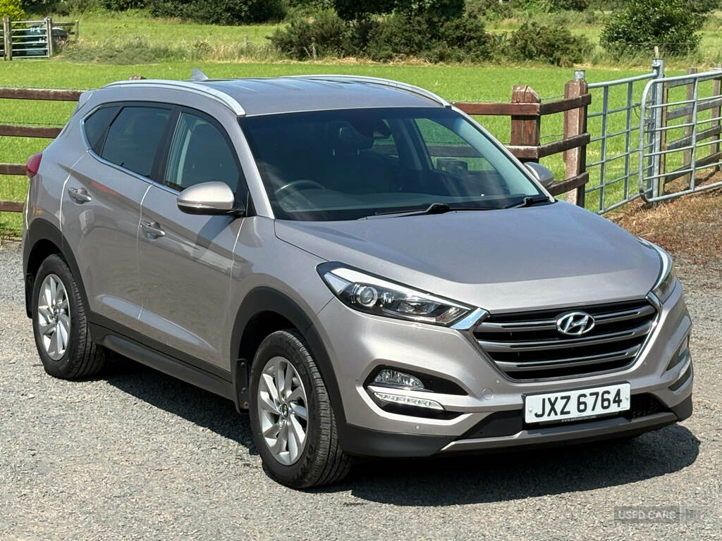 Hyundai Tucson 1.7 Crdi Blue Drive Premium 2Wd Gold