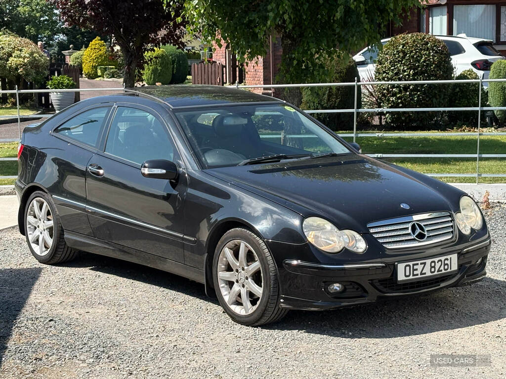 Mercedes-Benz C Class C200k Se Silver #1