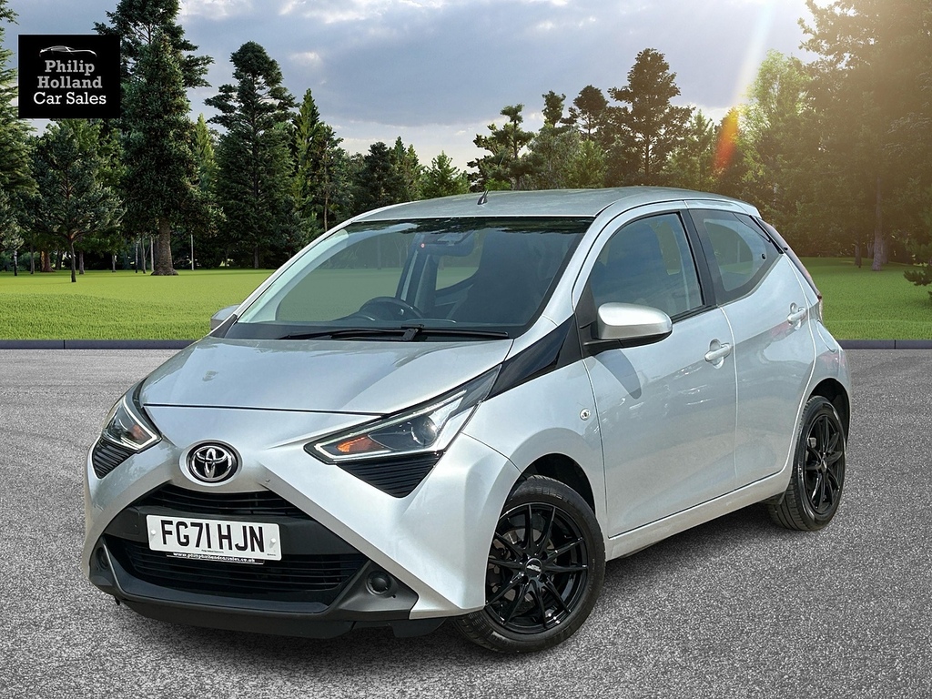 Toyota Aygo Hatchback Silver