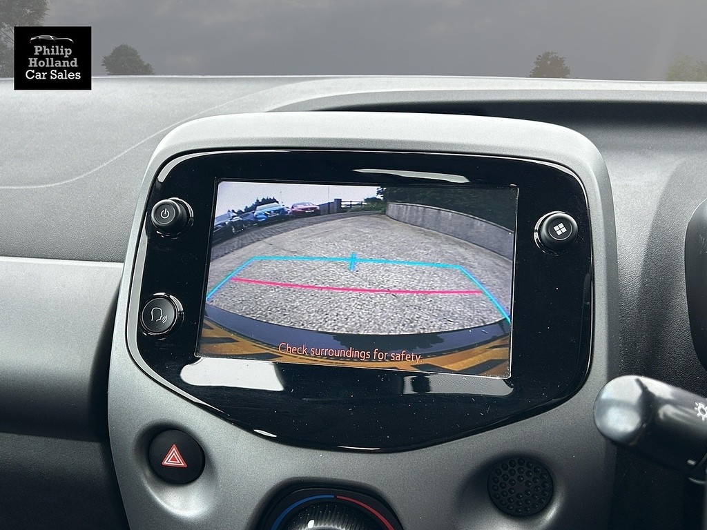 Toyota Aygo Aygo X Pure Vvt-i Silver #8