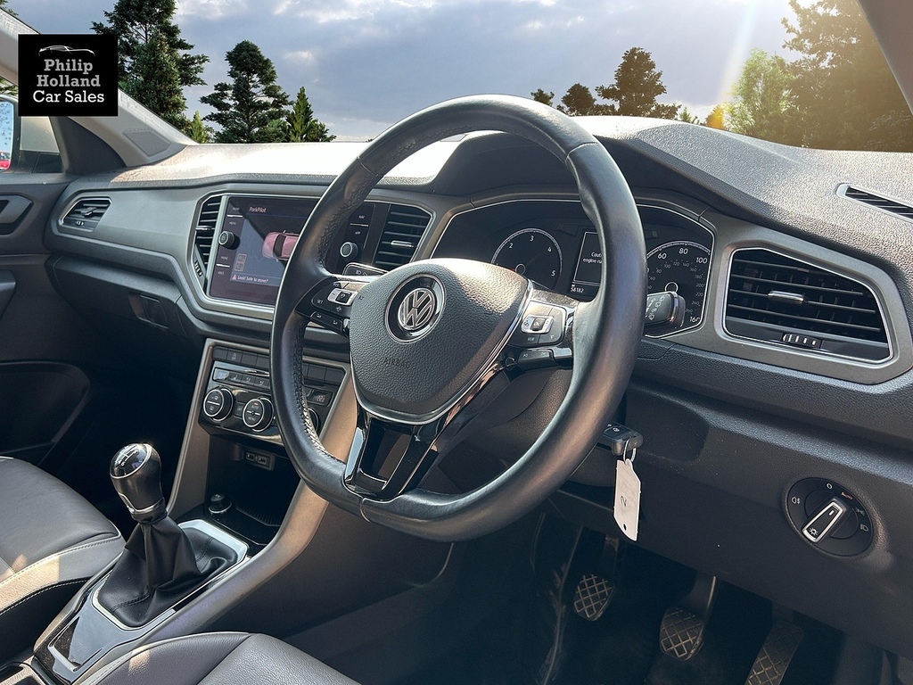 Volkswagen T-Roc Suv Silver #5