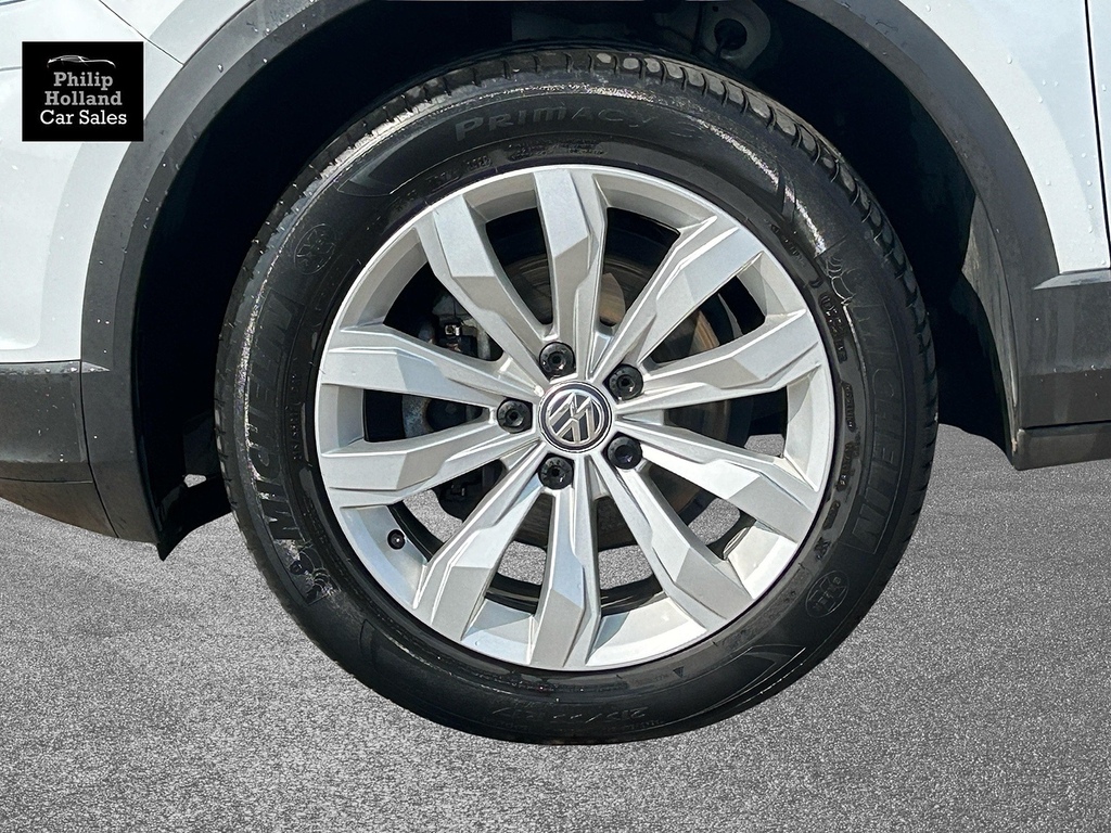 Volkswagen T-Roc Suv Silver #4