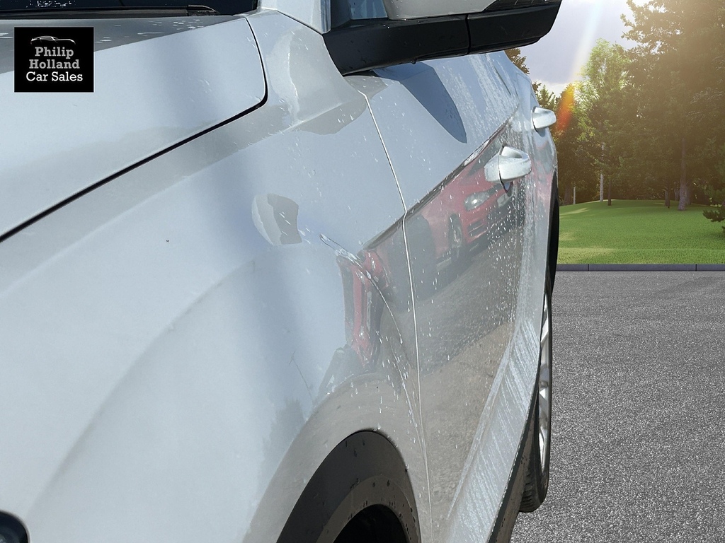 Volkswagen T-Roc Suv Silver #2