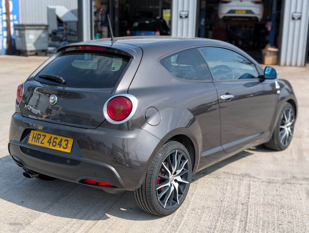 Alfa Romeo MiTo Red #7