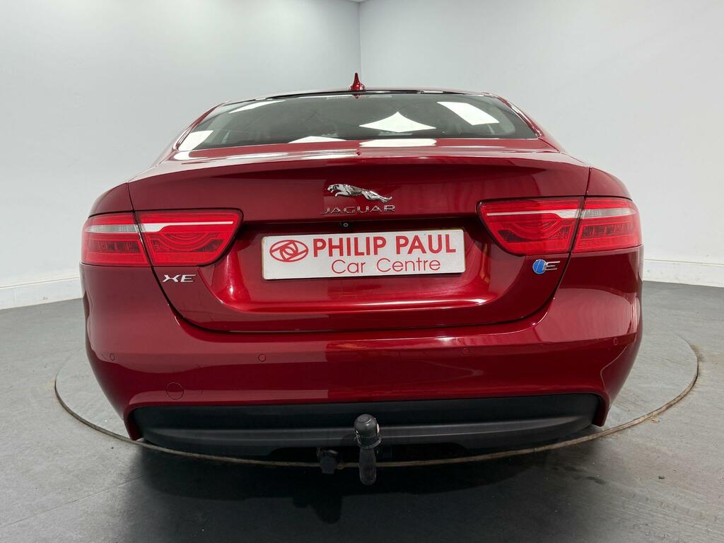 Jaguar XE 2.0D R-sport Euro 6 Ss White #44