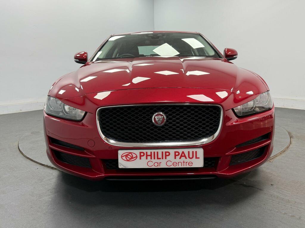 Jaguar XE 2.0D R-sport Euro 6 Ss White #37