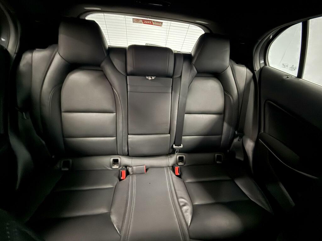 Mercedes-Benz GLA Class 220 Cdi Amg Line Suv 7G-dct 4Matic Euro Black #21