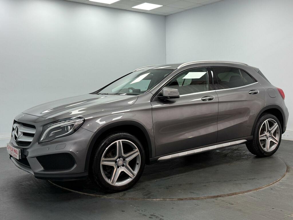 Mercedes-Benz GLA Class Gla 200D 4Matic Amg Line Premium Grey #2