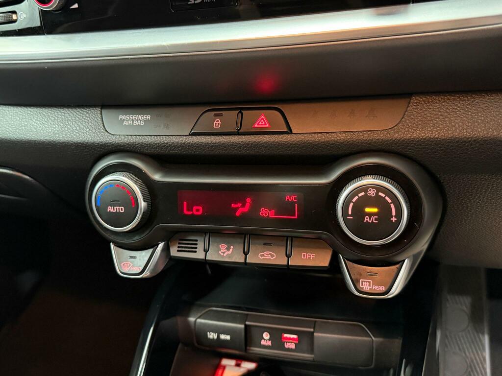 Kia Stonic 1.0 T-gdi First Edition Suv Euro Yellow #14