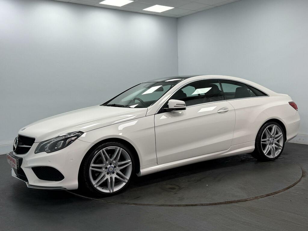 Mercedes-Benz E Class E350d Amg Line Edition Premium 9G-tronic White #2