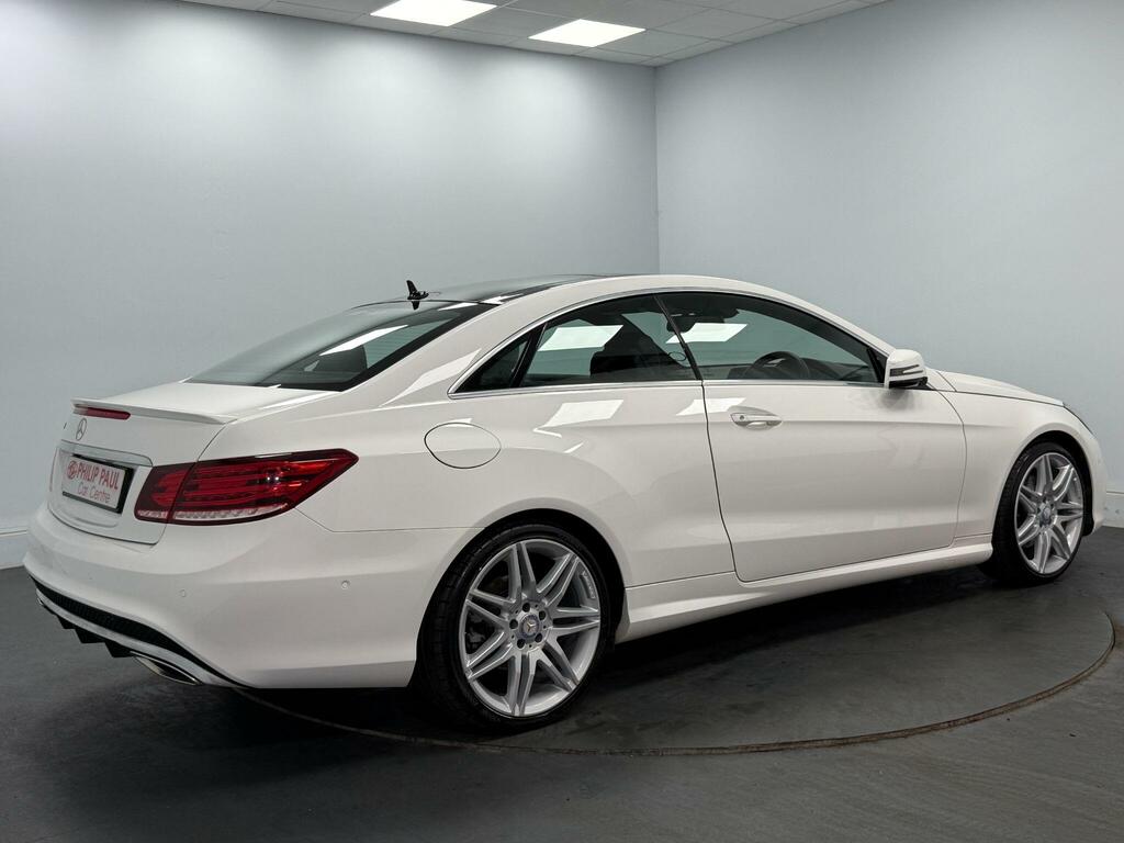 Mercedes-Benz E Class E350d Amg Line Edition Premium 9G-tronic White #4