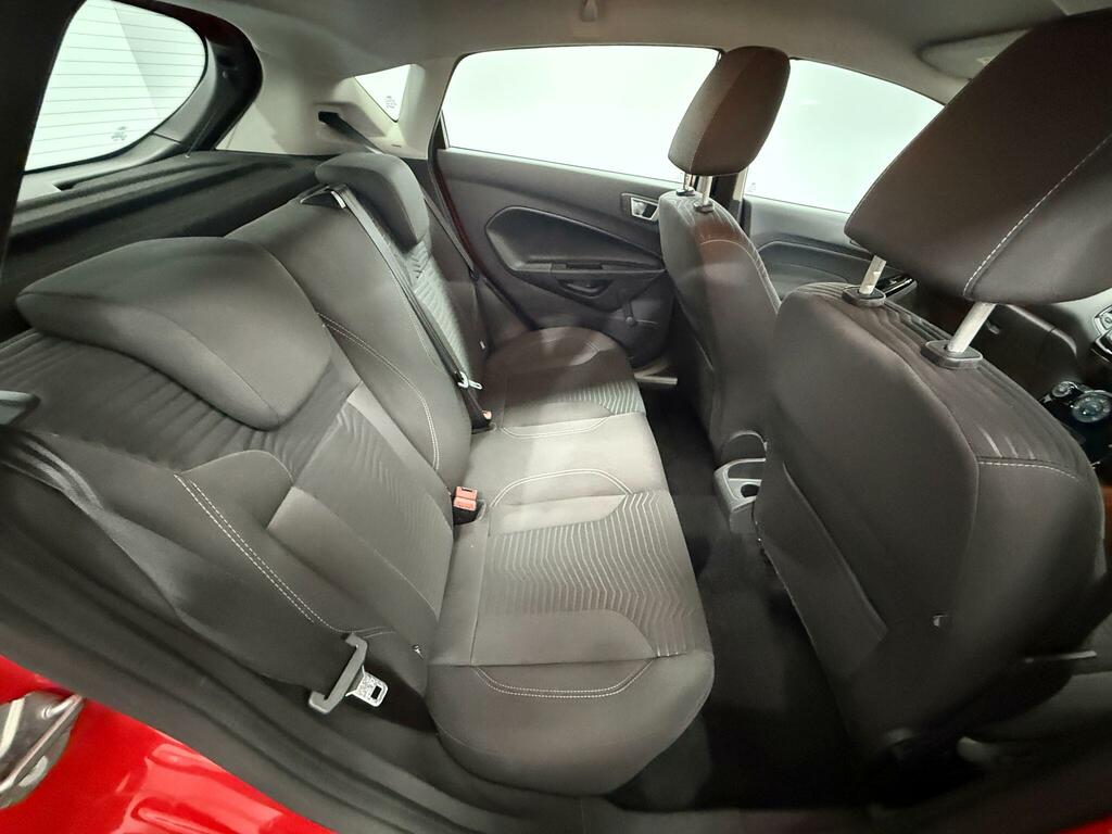 Ford Fiesta 1.25 82 Zetec Red #6