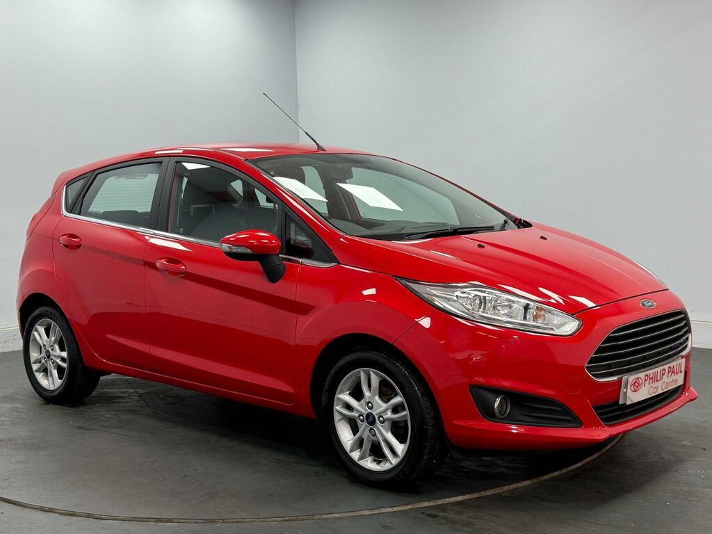 Ford Fiesta 1.25 82 Zetec Red