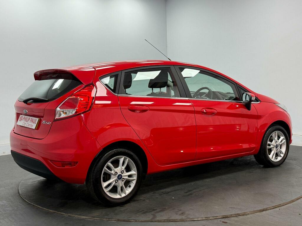 Ford Fiesta 1.25 82 Zetec Red #4