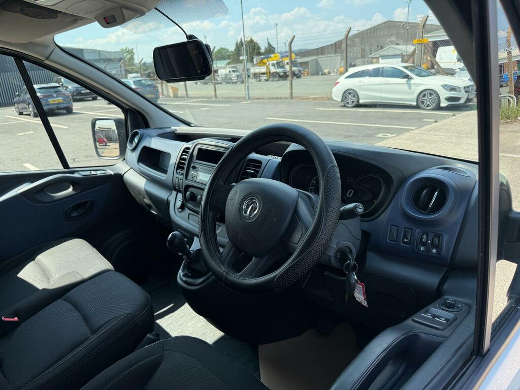 Vauxhall Vivaro 1.6 Cdti 2700 Grey #10