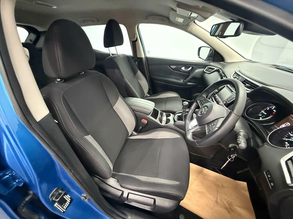 Nissan Qashqai 1.3 Dig-t Mh 158 N-connecta Glass Rf Xtronic Blue #16