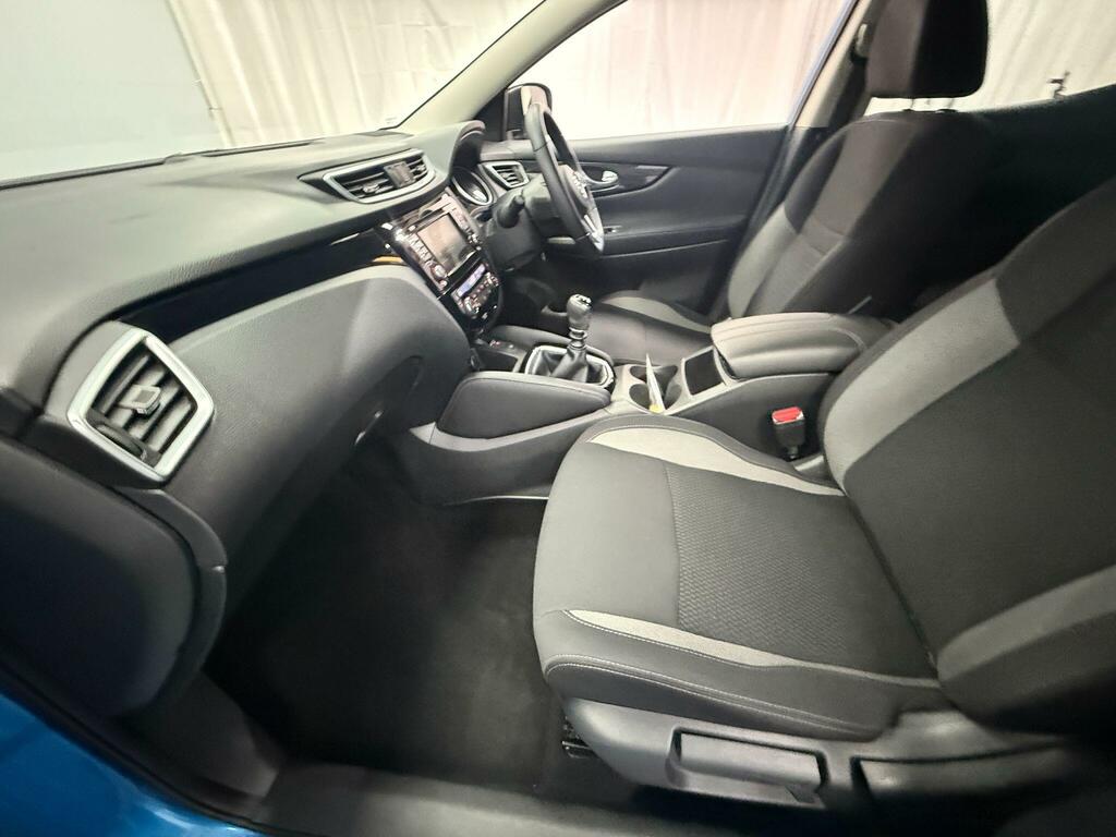 Nissan Qashqai 1.3 Dig-t Mh 158 N-connecta Glass Rf Xtronic Blue #26
