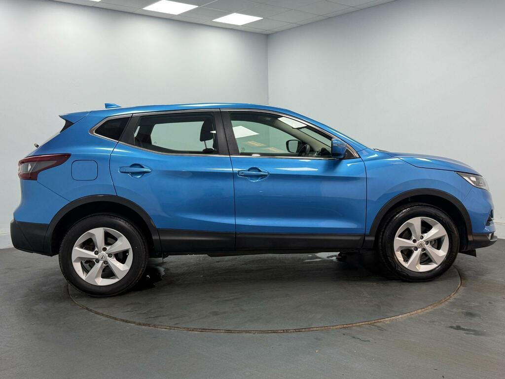 Nissan Qashqai 1.3 Dig-t Mh 158 N-connecta Glass Rf Xtronic Blue #30