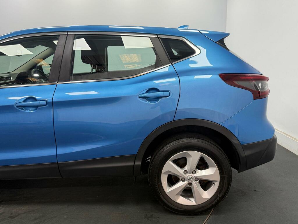 Nissan Qashqai 1.3 Dig-t Mh 158 N-connecta Glass Rf Xtronic Blue #40