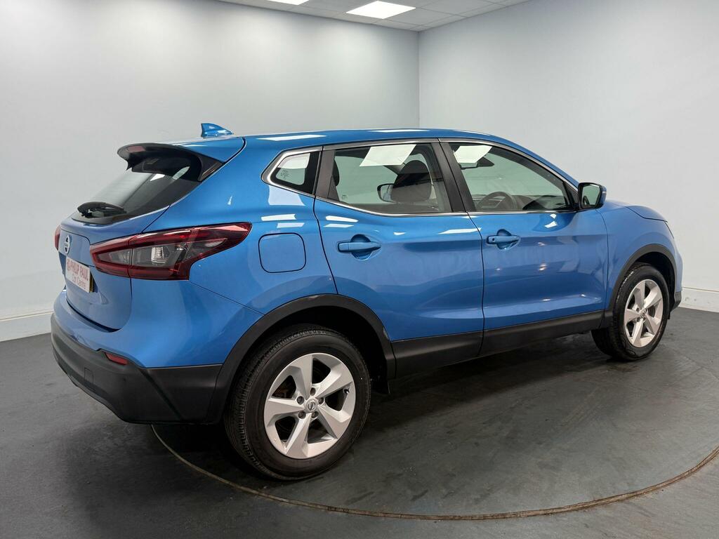 Nissan Qashqai 1.3 Dig-t Mh 158 N-connecta Glass Rf Xtronic Blue #46