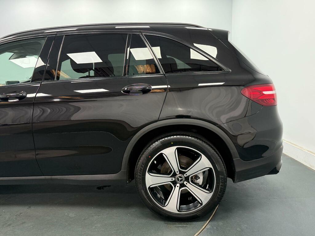 Mercedes-Benz GLC Class Glc250d253 Amg Line 4Matic Premium Black #43