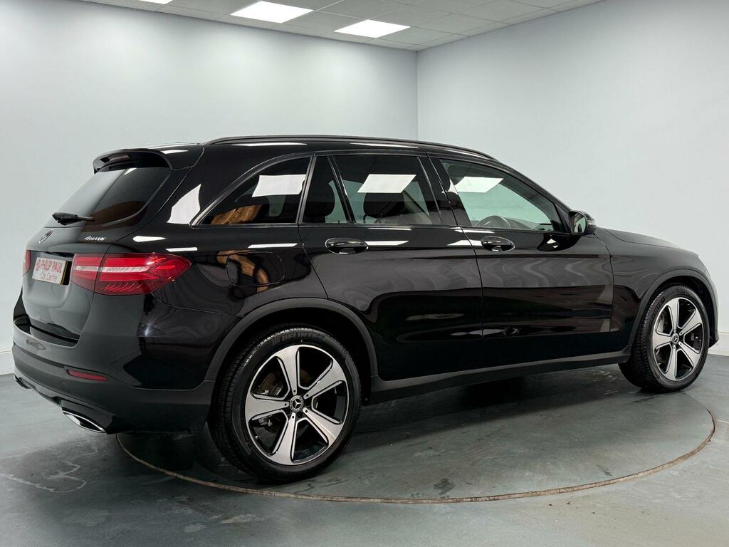 Mercedes-Benz GLC Class Glc 220D 4Matic Urban Edition 9G-tronic Black #4