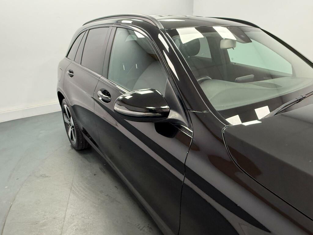Mercedes-Benz GLC Class Glc250d253 Amg Line 4Matic Premium Black #38