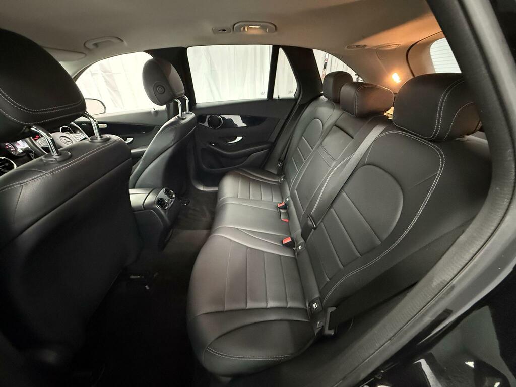 Mercedes-Benz GLC Class Glc250d253 Amg Line 4Matic Premium Black #25