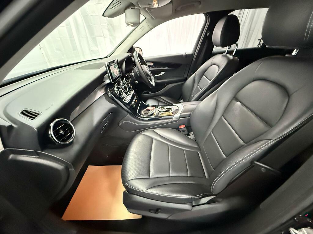 Mercedes-Benz GLC Class Glc250d253 Amg Line 4Matic Premium Black #29