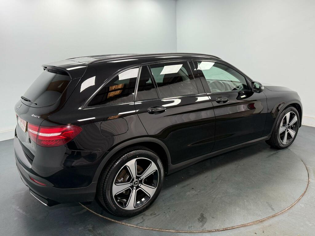Mercedes-Benz GLC Class Glc250d253 Amg Line 4Matic Premium Black #48