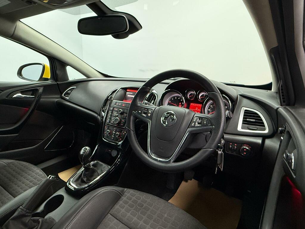 Vauxhall Astra GTC Gtc 1.4 White #17