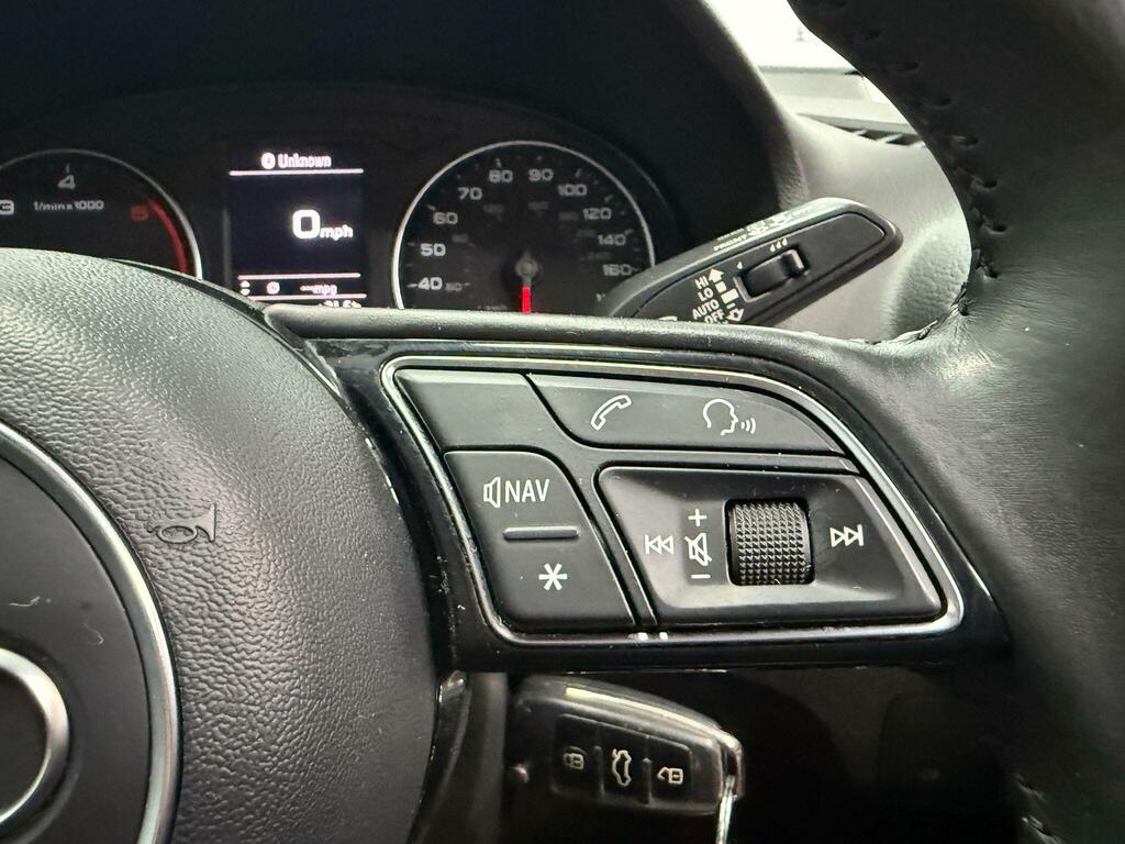 Audi Q2 Black Edition 35 Tfsi 150 Ps 6-Speed Black #9