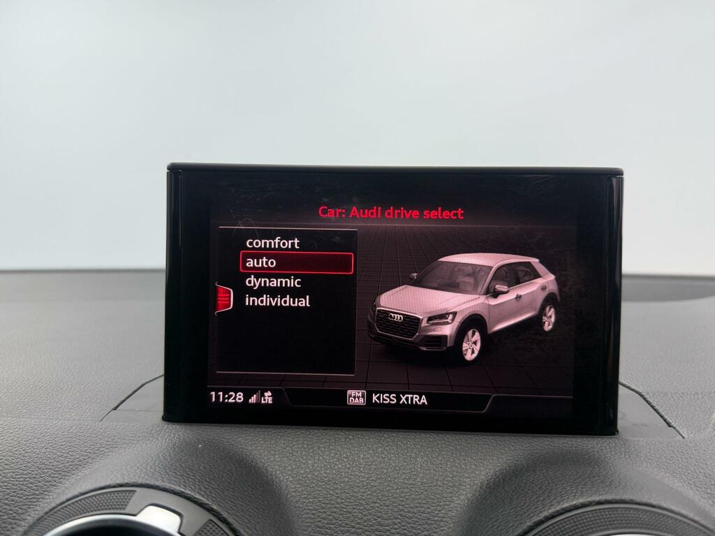 Audi Q2 Black Edition 35 Tfsi 150 Ps 6-Speed Black #11