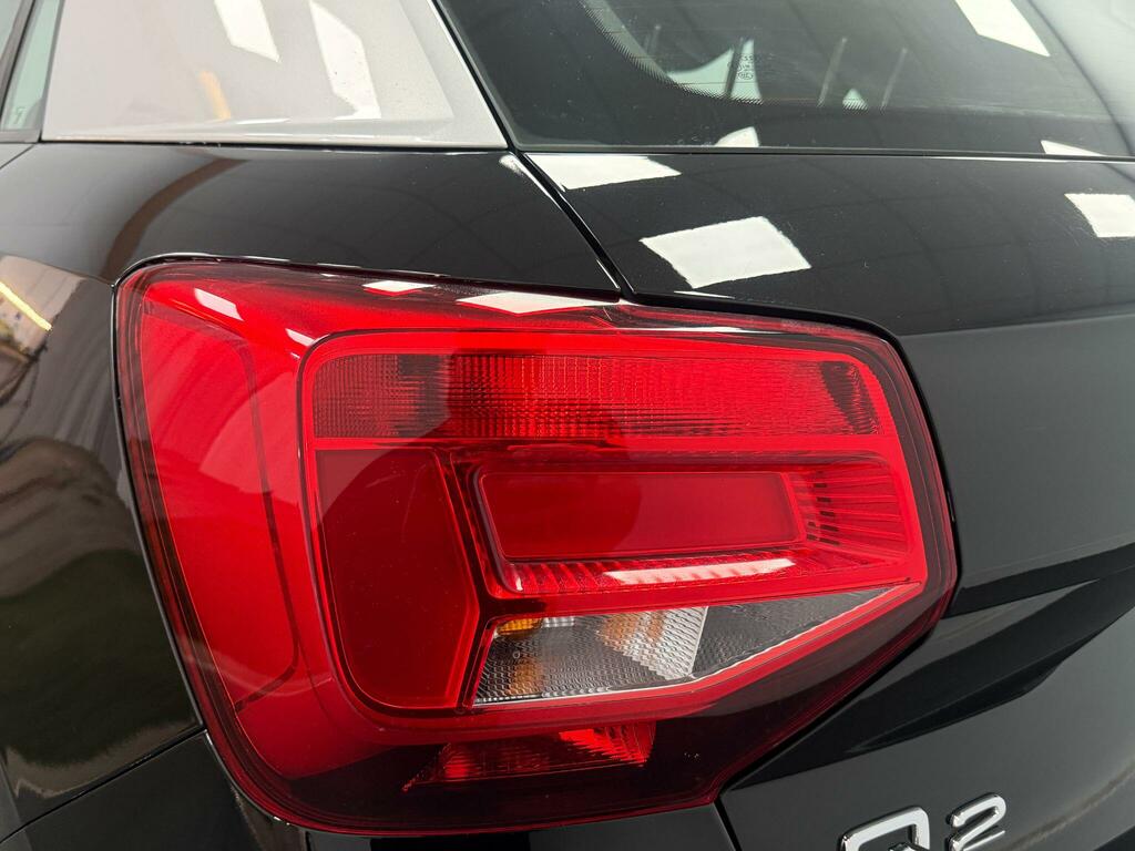 Audi Q2 Black Edition 35 Tfsi 150 Ps 6-Speed Black #46