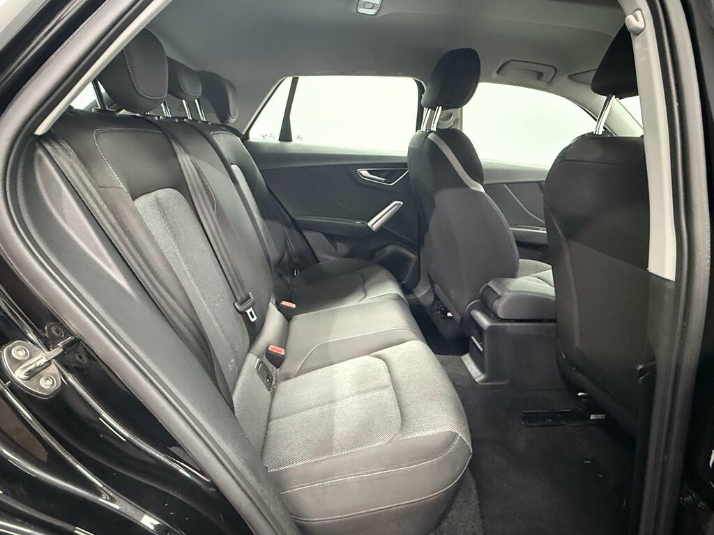 Audi Q2 30 Tdi Sport Black #6