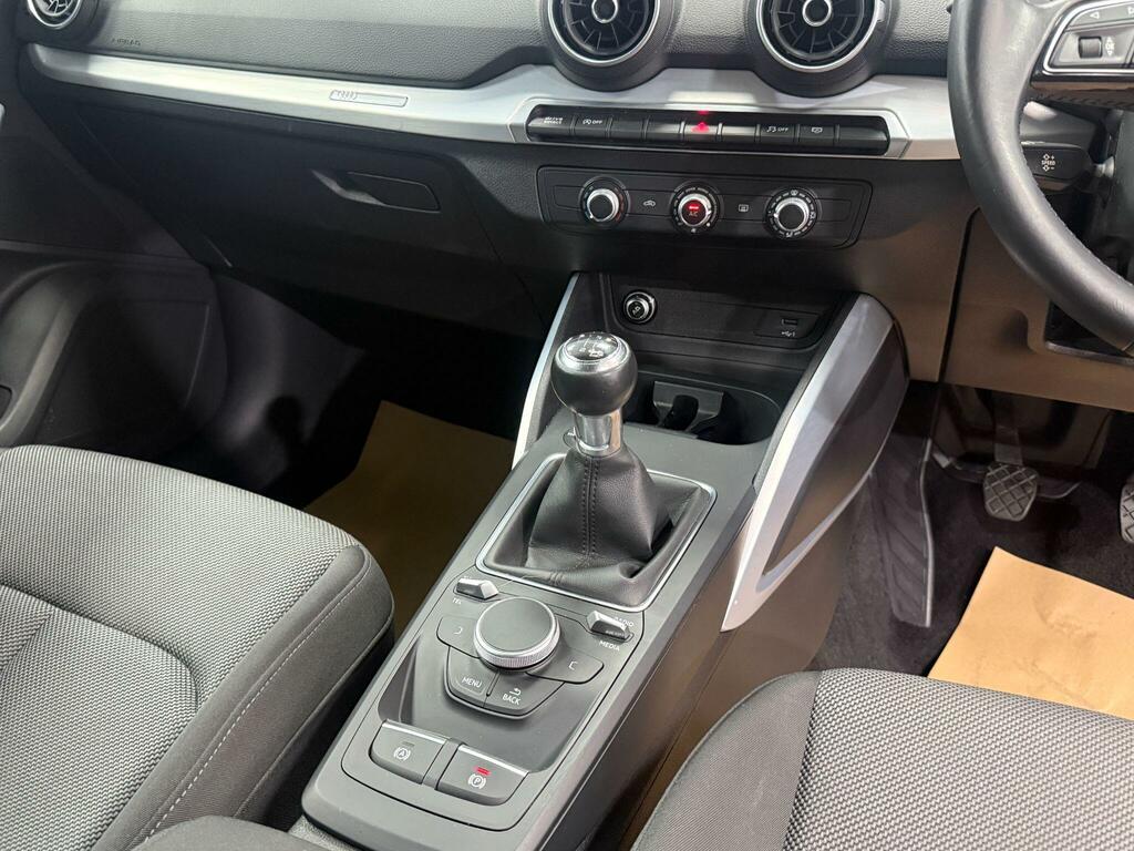 Audi Q2 Black Edition 35 Tfsi 150 Ps 6-Speed Black #20