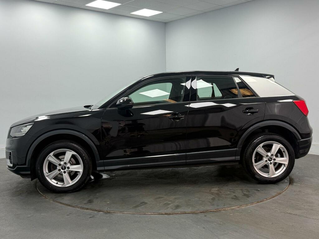 Audi Q2 Black Edition 35 Tfsi 150 Ps 6-Speed Black #34