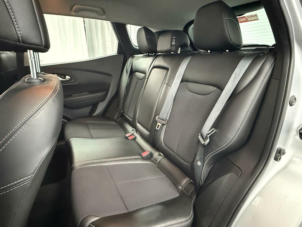 Renault Kadjar 1.5 Dci Signature Nav Hatchback Red #22