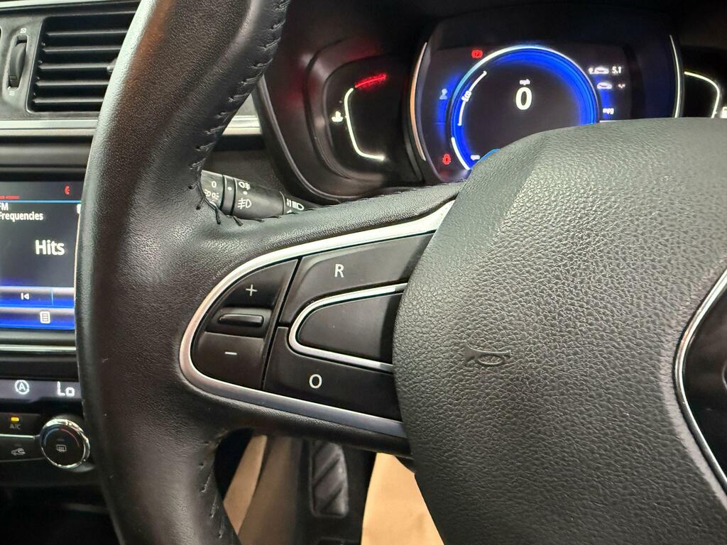 Renault Kadjar 1.5 Dci Signature Nav Hatchback Red #8