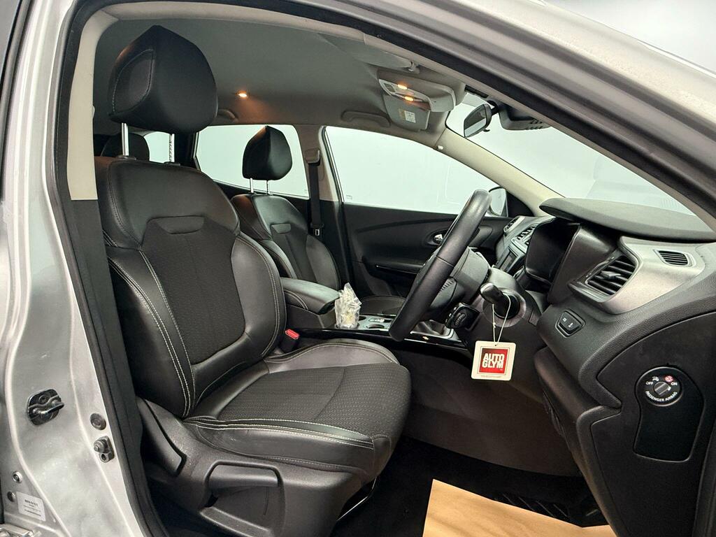 Renault Kadjar 1.5 Dci Signature Nav Hatchback Red #15