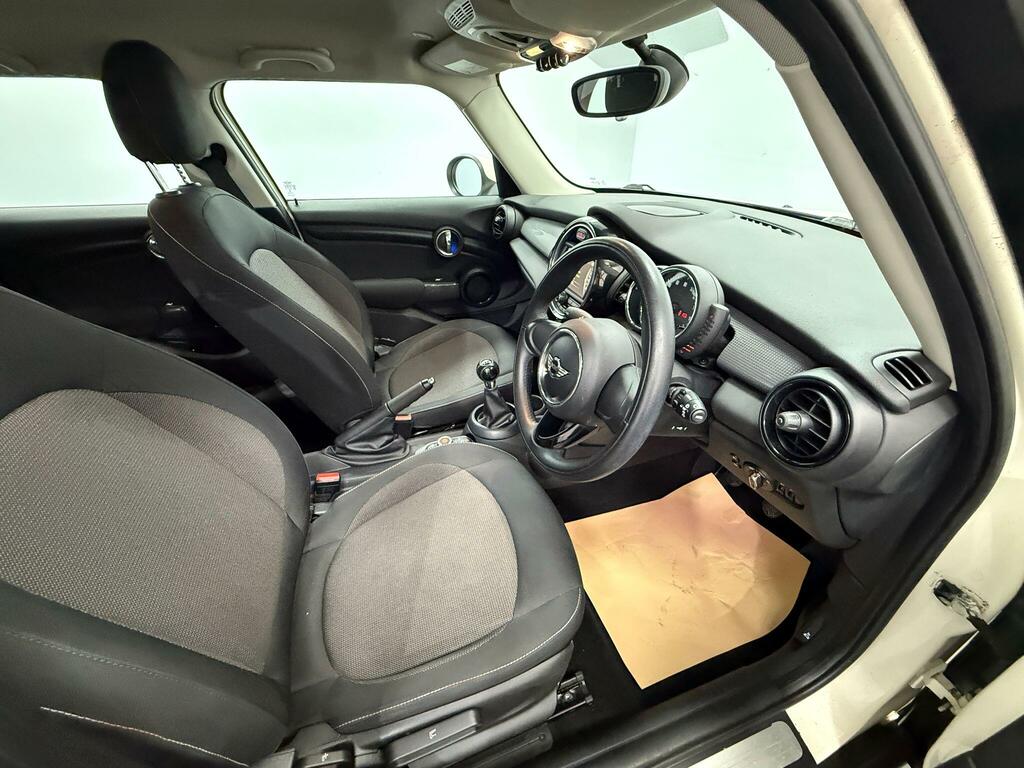 Mini Hatch 1.2 One White #5