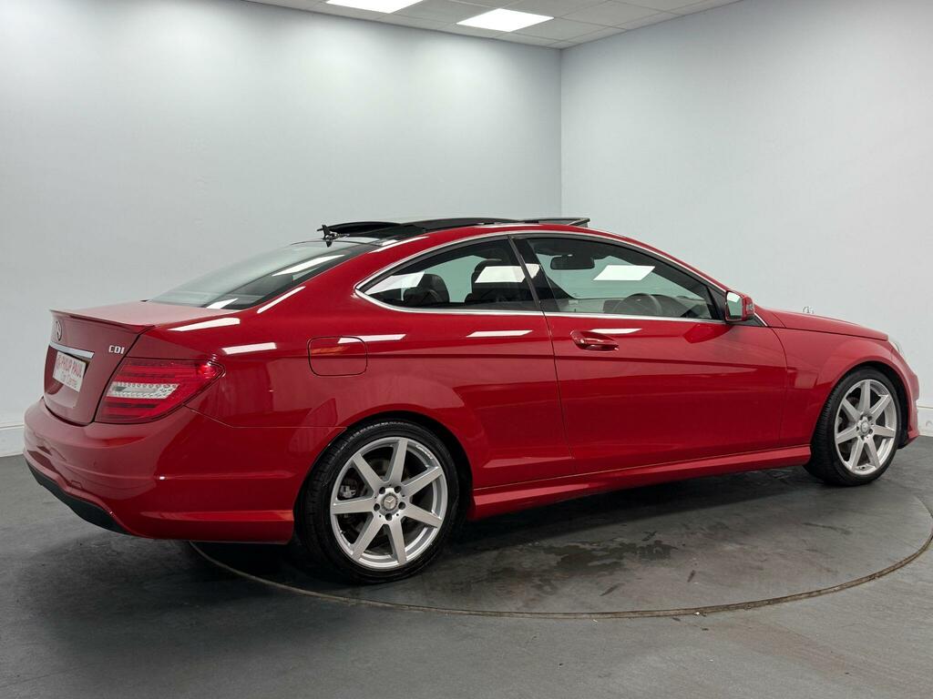 Mercedes-Benz C Class C250 Cdi Amg Sport Edition Premium Plus Red #4