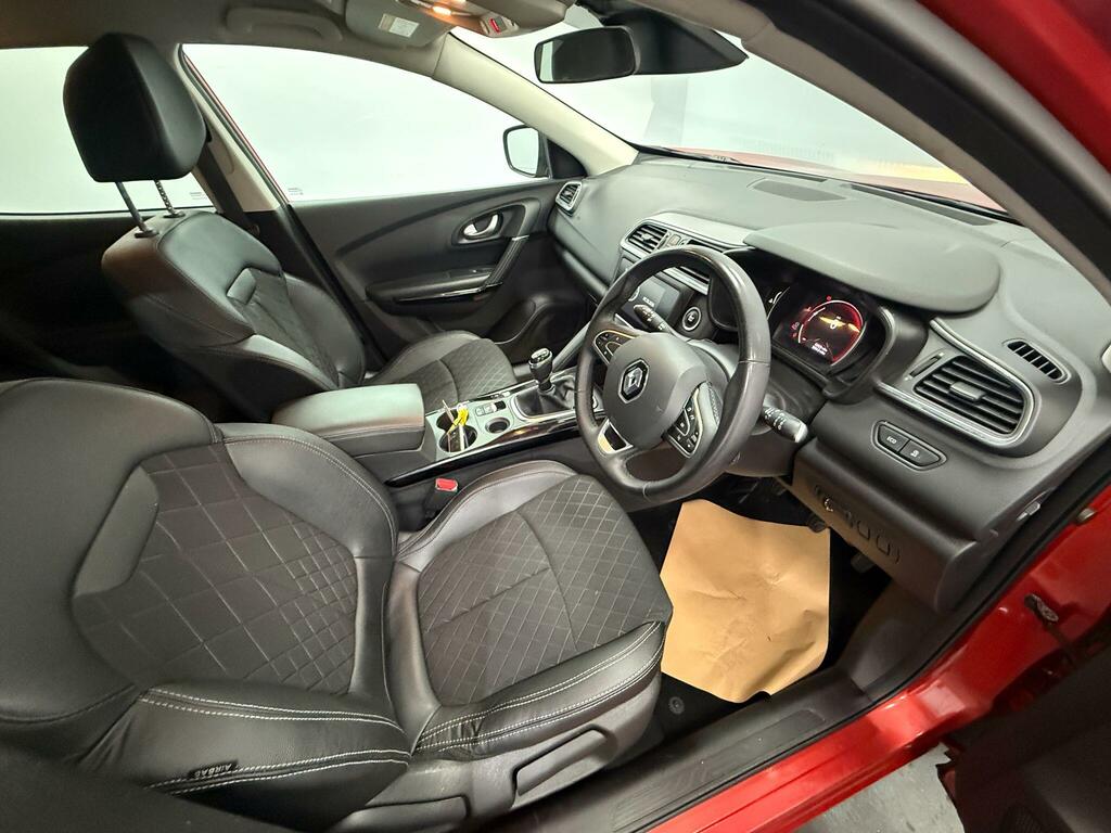 Renault Kadjar 1.5 Blue Dci Iconic Red #5