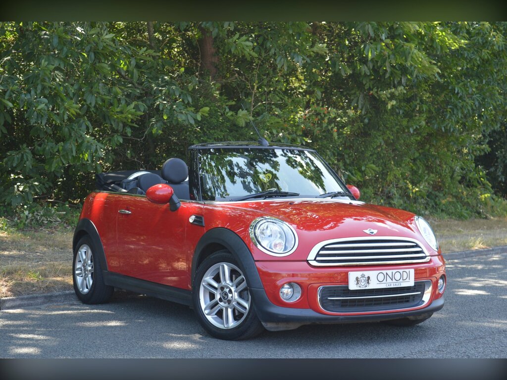 Mini Convertible 1.6 Cooper Convertible Euro 5 S Red